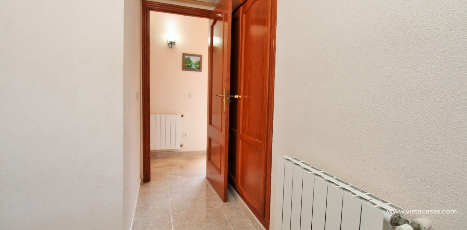 Detached villa with private pool for sale in Zodiaco VI Villamartin double bedroom fitted wardrobes
