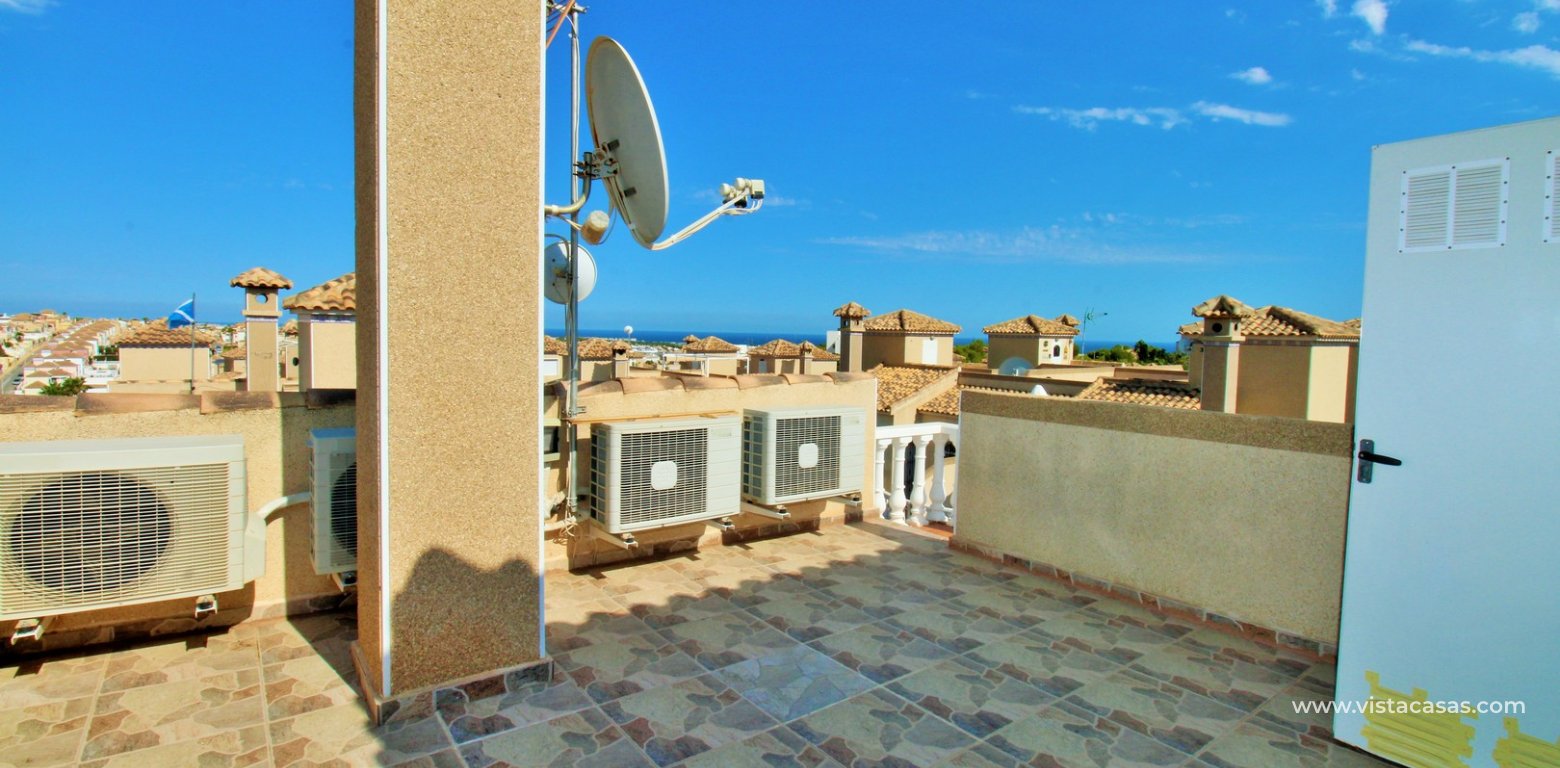 Detached villa with private pool for sale in Zodiaco VI Villamartin roof terrace
