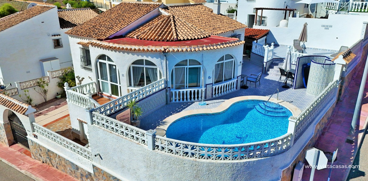 Detached villa in Villamartin with private pool and guest underbuild