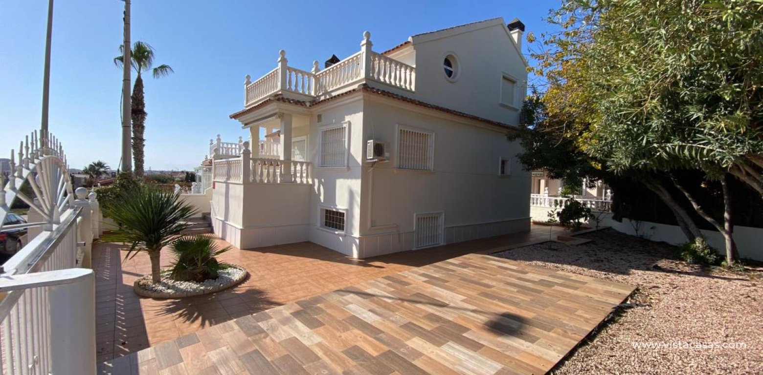 Sale - Villa - Torrevieja