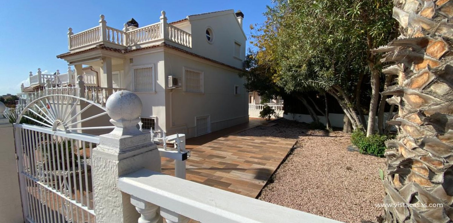 Sale - Villa - Torrevieja