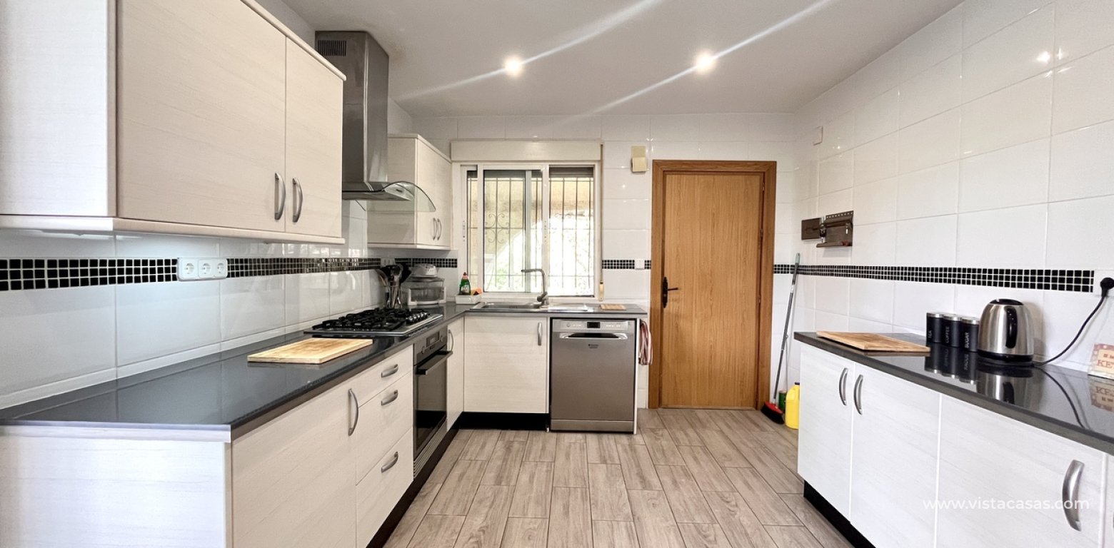 Resale - Villa - Pinar de Campoverde