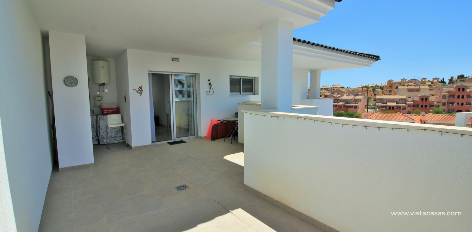 Penthouse apartment for sale in Sungolf Beach Villamartin large terrace