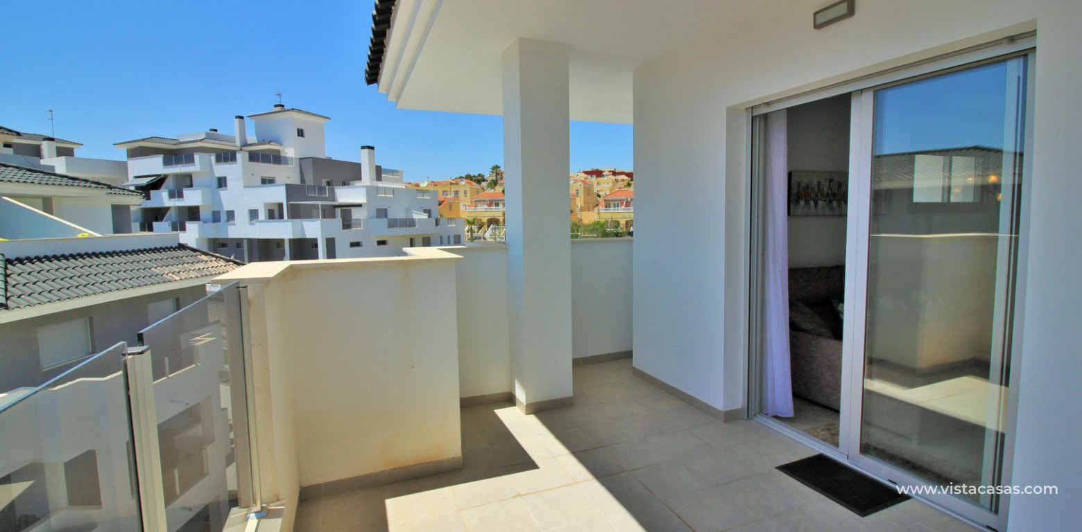 Penthouse apartment for sale in Sungolf Beach Villamartin balcony