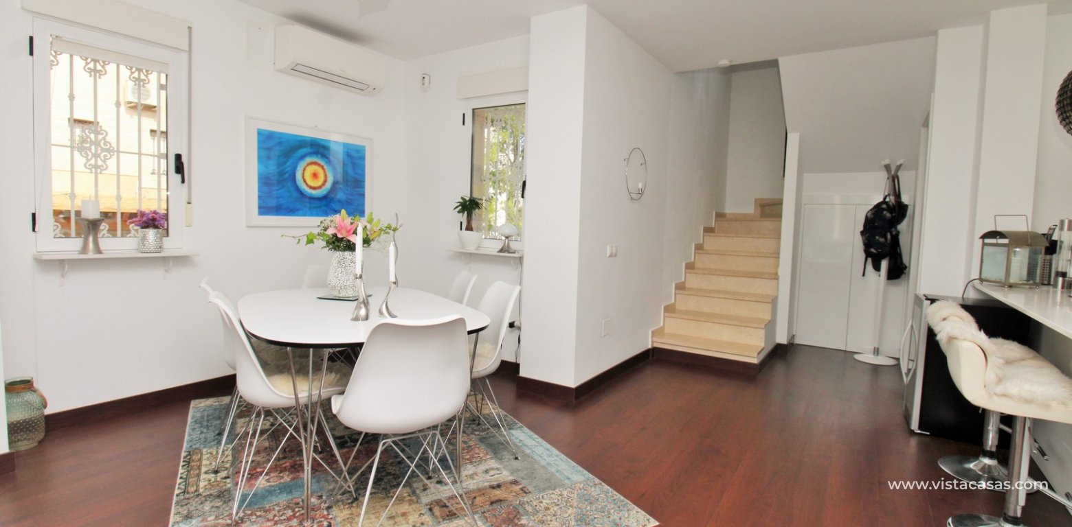 Resale - Villa - Villamartin
