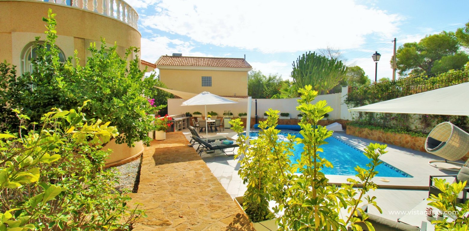 Resale - Villa - Villamartin