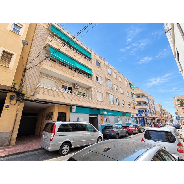 Apartment - Resale - Torrevieja - Torrevieja