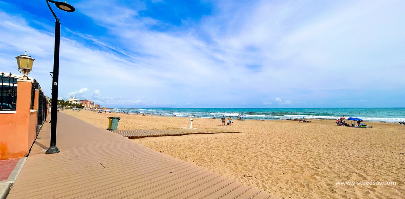 Resale - Apartment - Torrevieja - La Mata