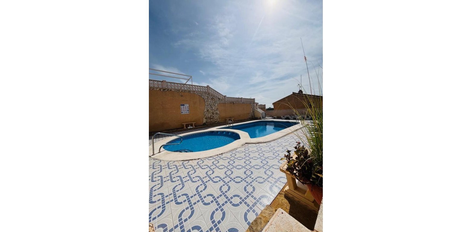 Sale - Wohnung - Villamartin