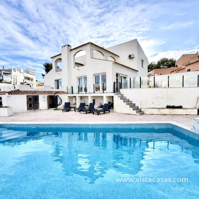 Villa - Resale - Villamartin - Villamartin