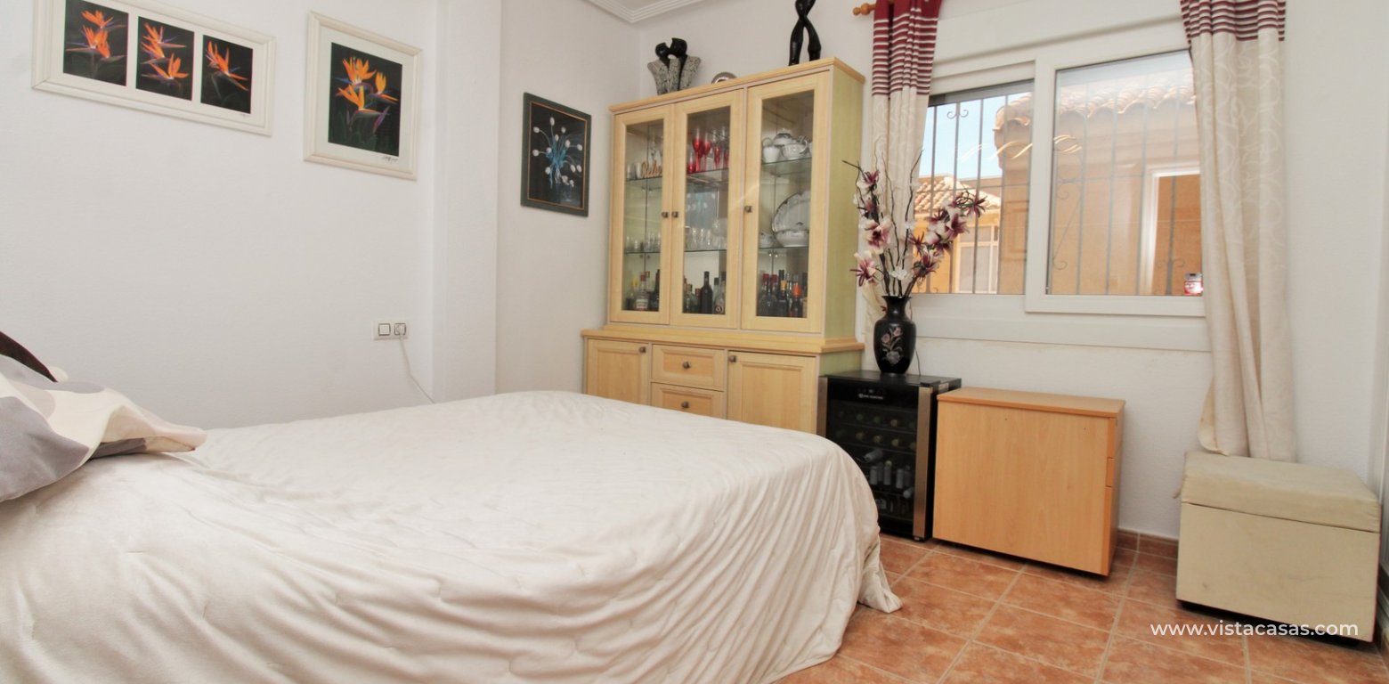 Detached 3 Bed Villa for sale Monte Golf Villamartin guest bedroom