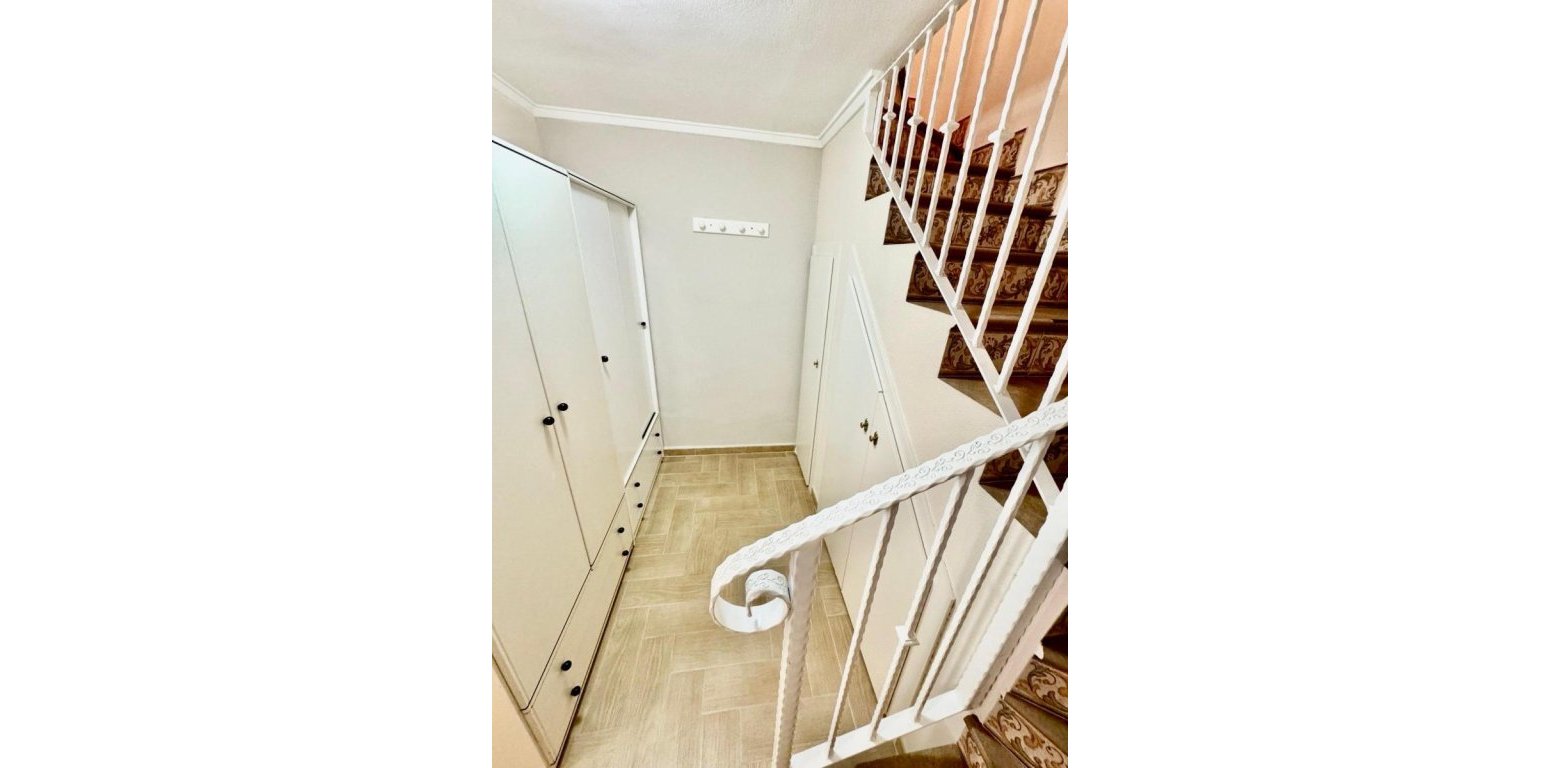 Vente - Maison Mitoyenne - Torrevieja