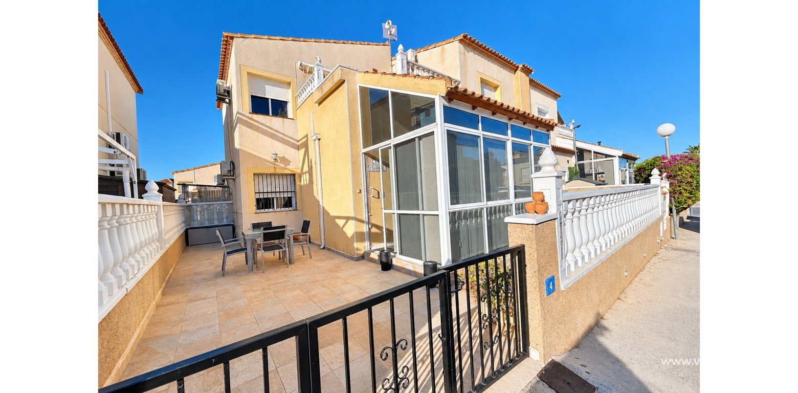 Vente - Maison Mitoyenne - Algorfa