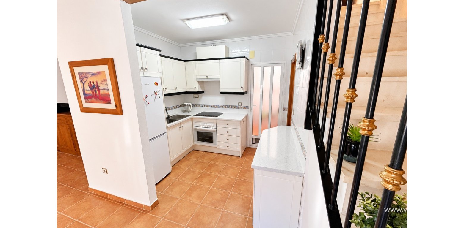 Vente - Maison Mitoyenne - Algorfa