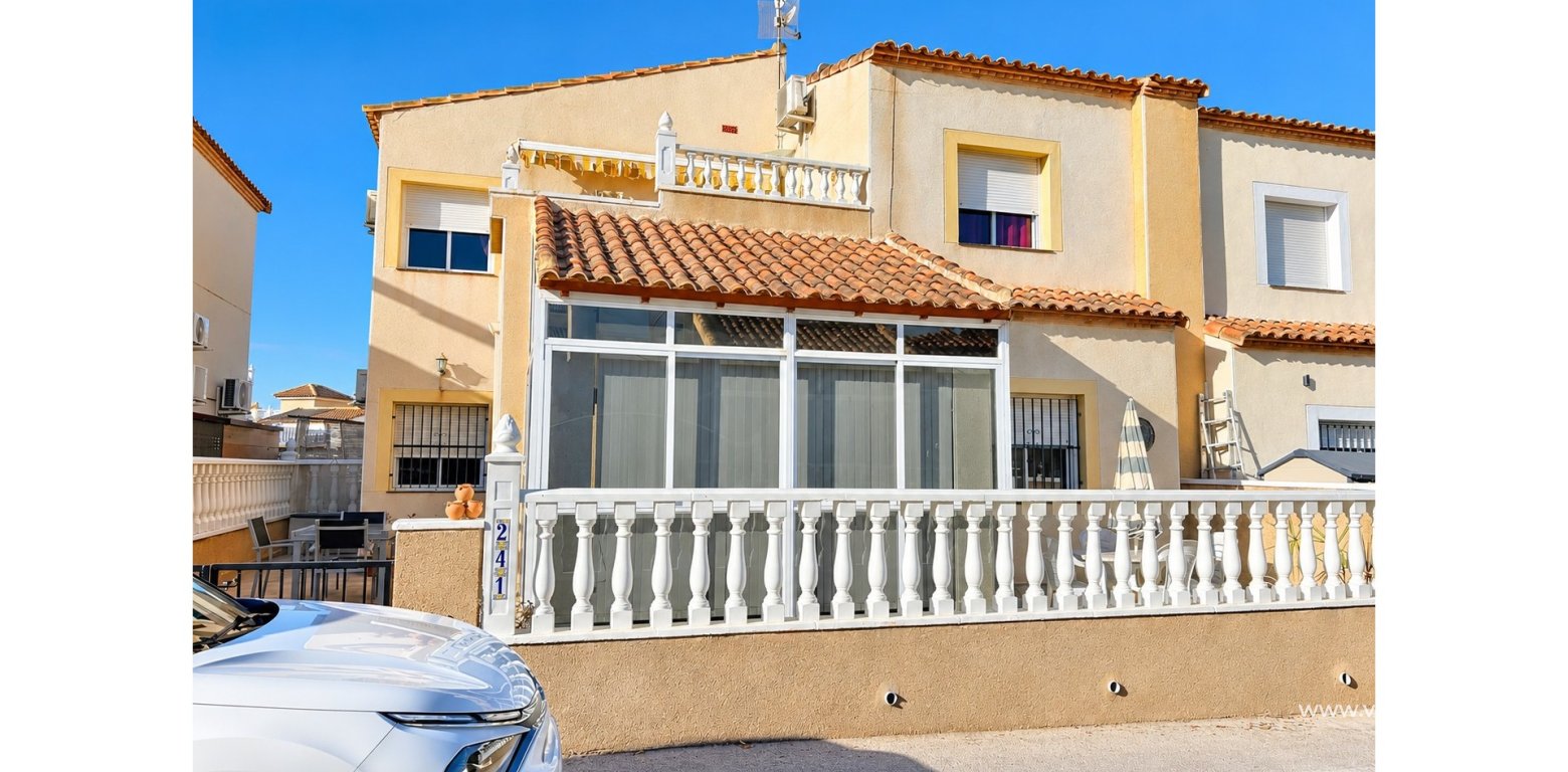 Vente - Maison Mitoyenne - Algorfa