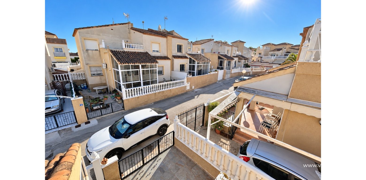 Vente - Maison Mitoyenne - Algorfa