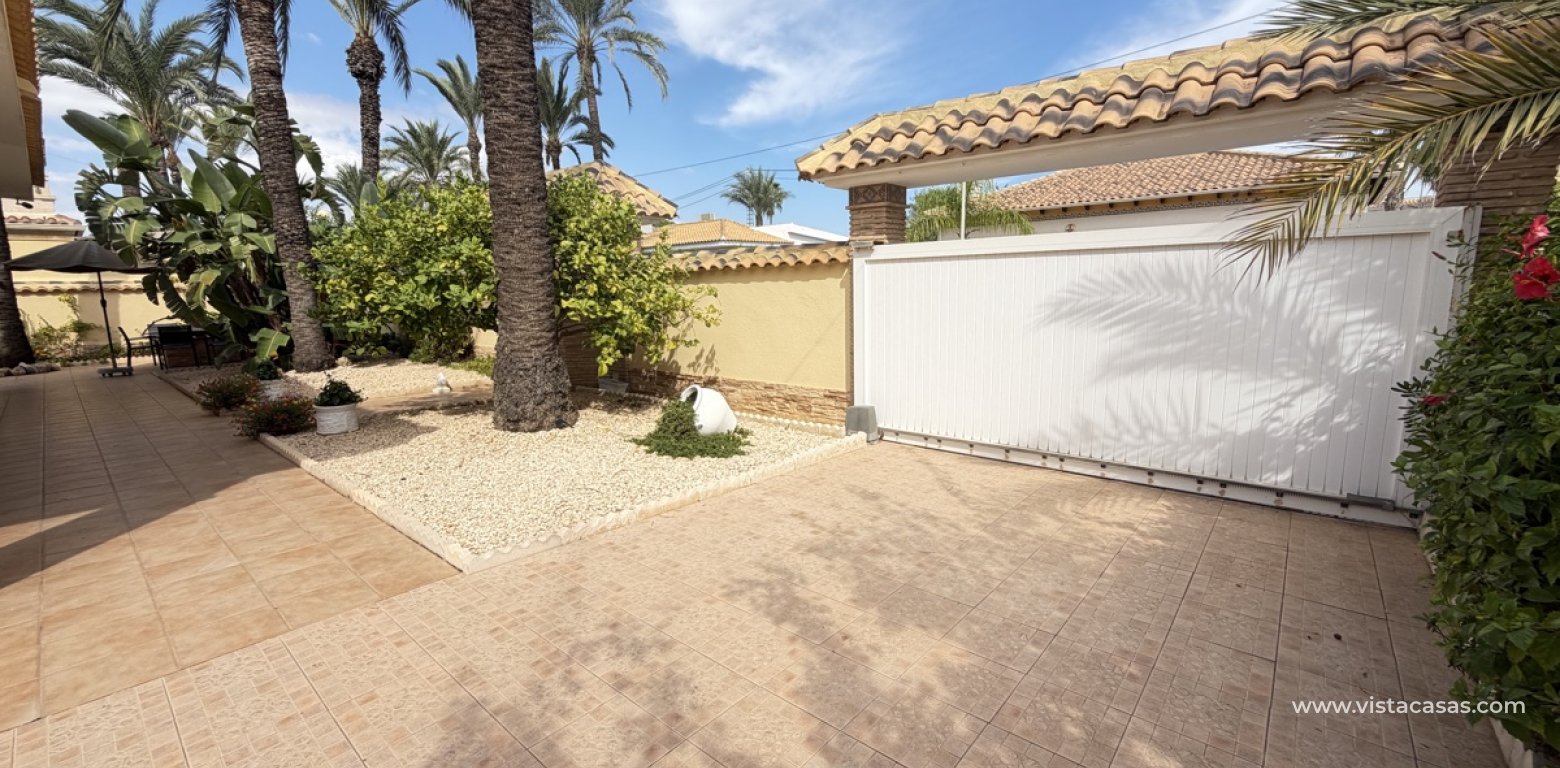 Sale - Villa - Cabo Roig