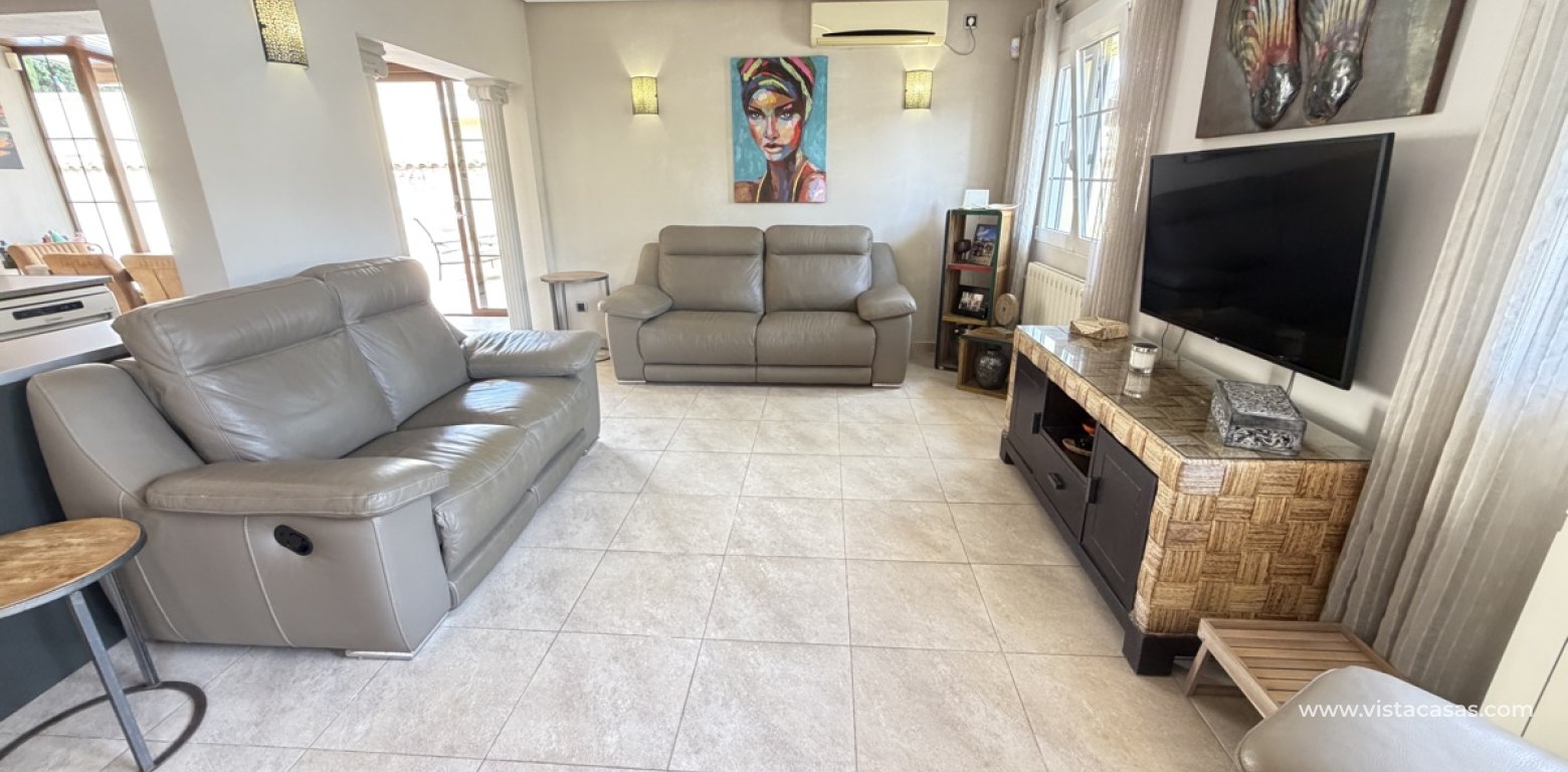 Sale - Villa - Cabo Roig