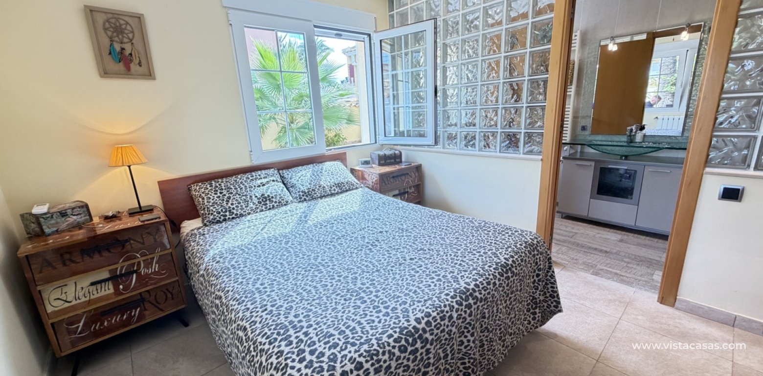 Sale - Villa - Cabo Roig