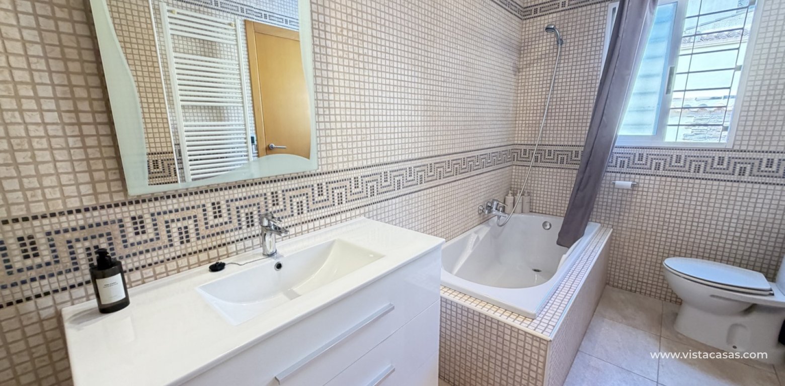 Sale - Villa - Cabo Roig