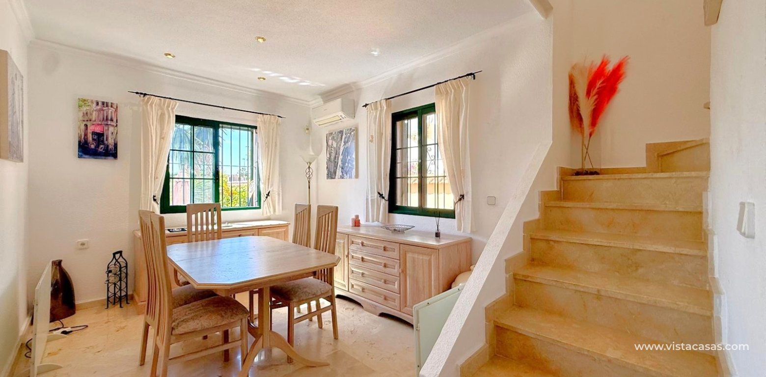 Sale - Villa - Villamartin