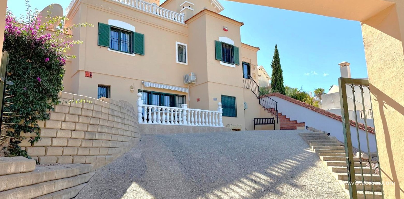 Sale - Villa - Villamartin