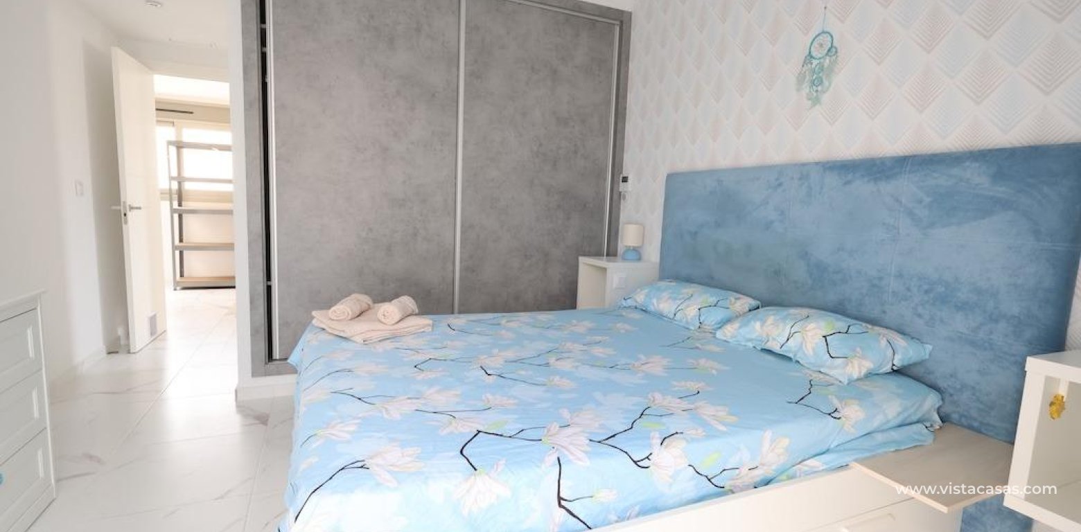 Sale - Villa - Villamartin