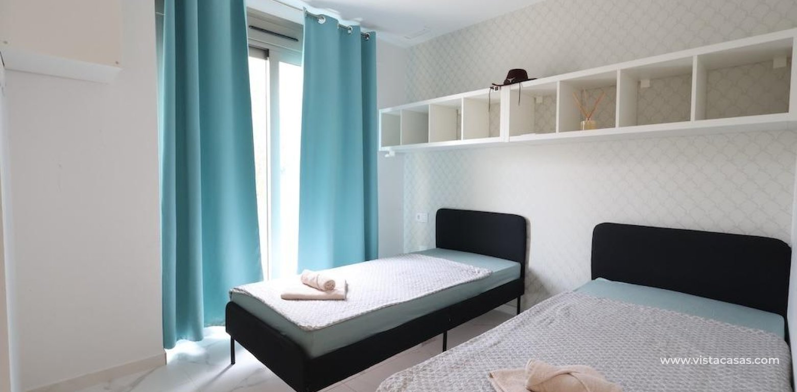 Sale - Villa - Villamartin