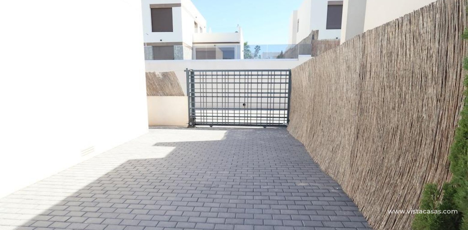 Resale - Villa - Algorfa - La Finca Golf Resort