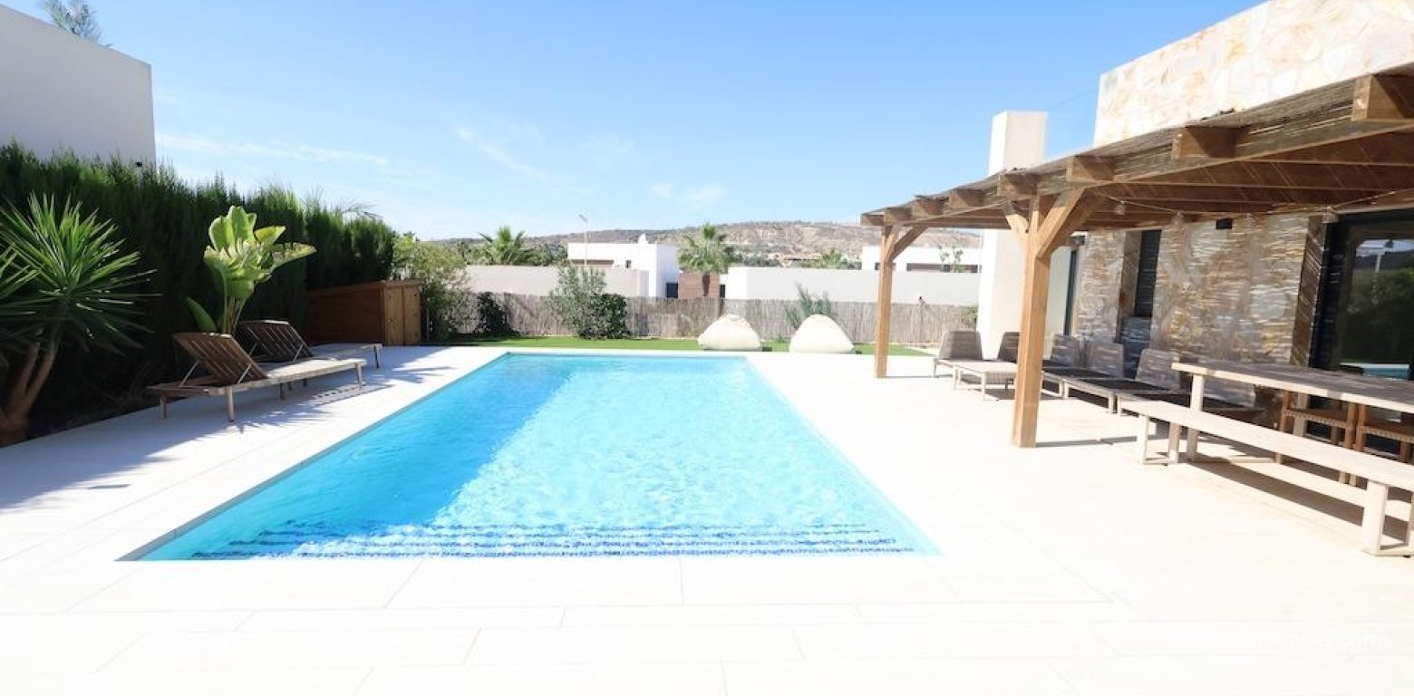 Resale - Villa - Algorfa - La Finca Golf Resort