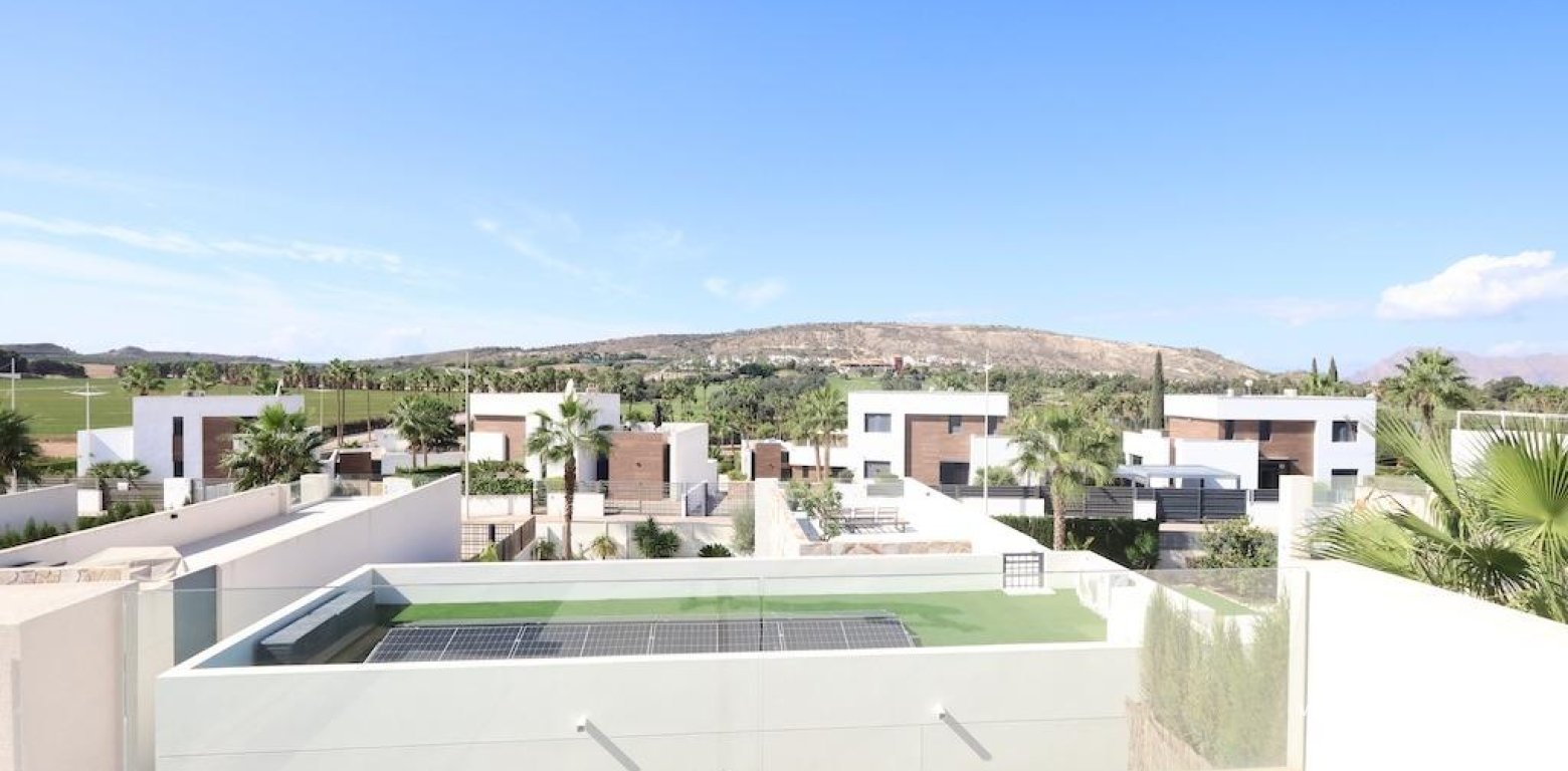 Resale - Villa - Algorfa - La Finca Golf Resort
