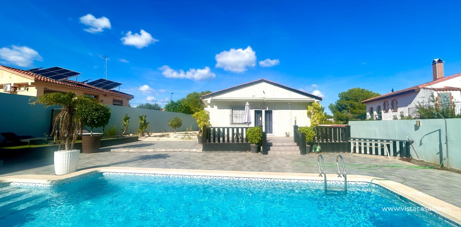 Resale - Villa - Pinar de Campoverde
