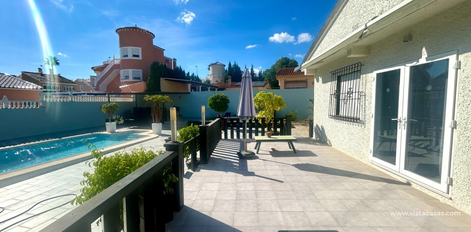 Resale - Villa - Pinar de Campoverde