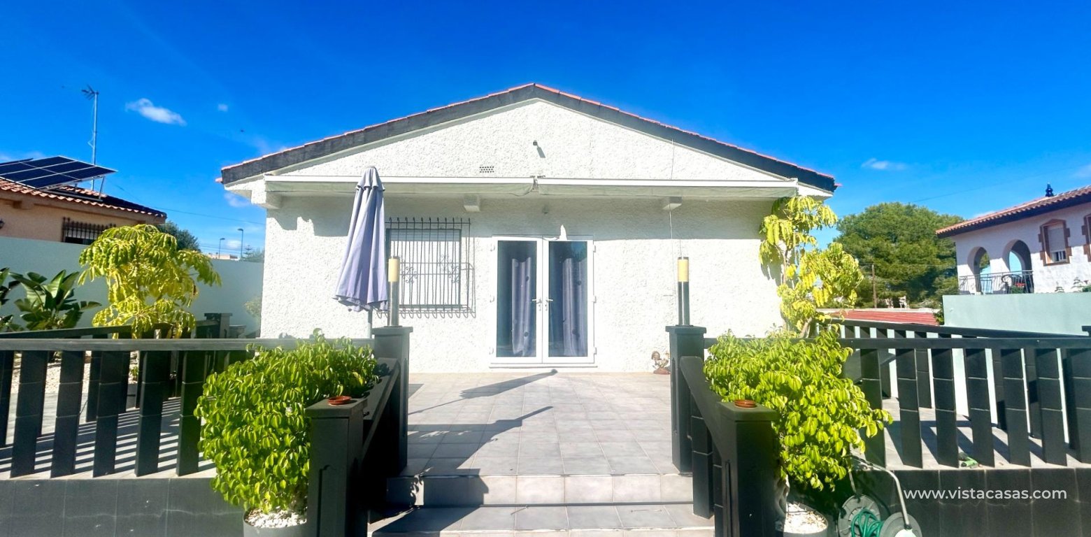 Resale - Villa - Pinar de Campoverde