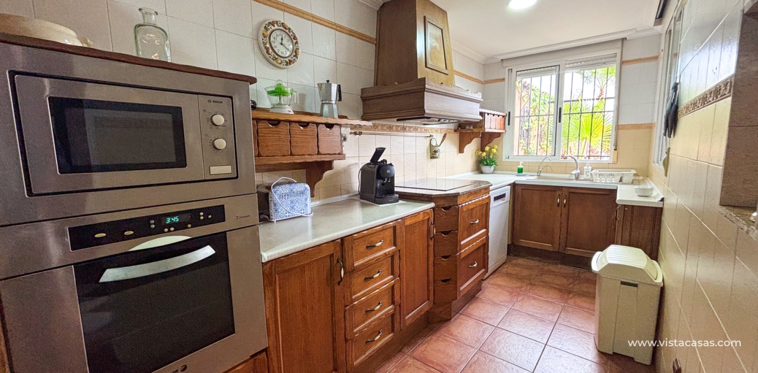 Resale - Villa - Jacarilla