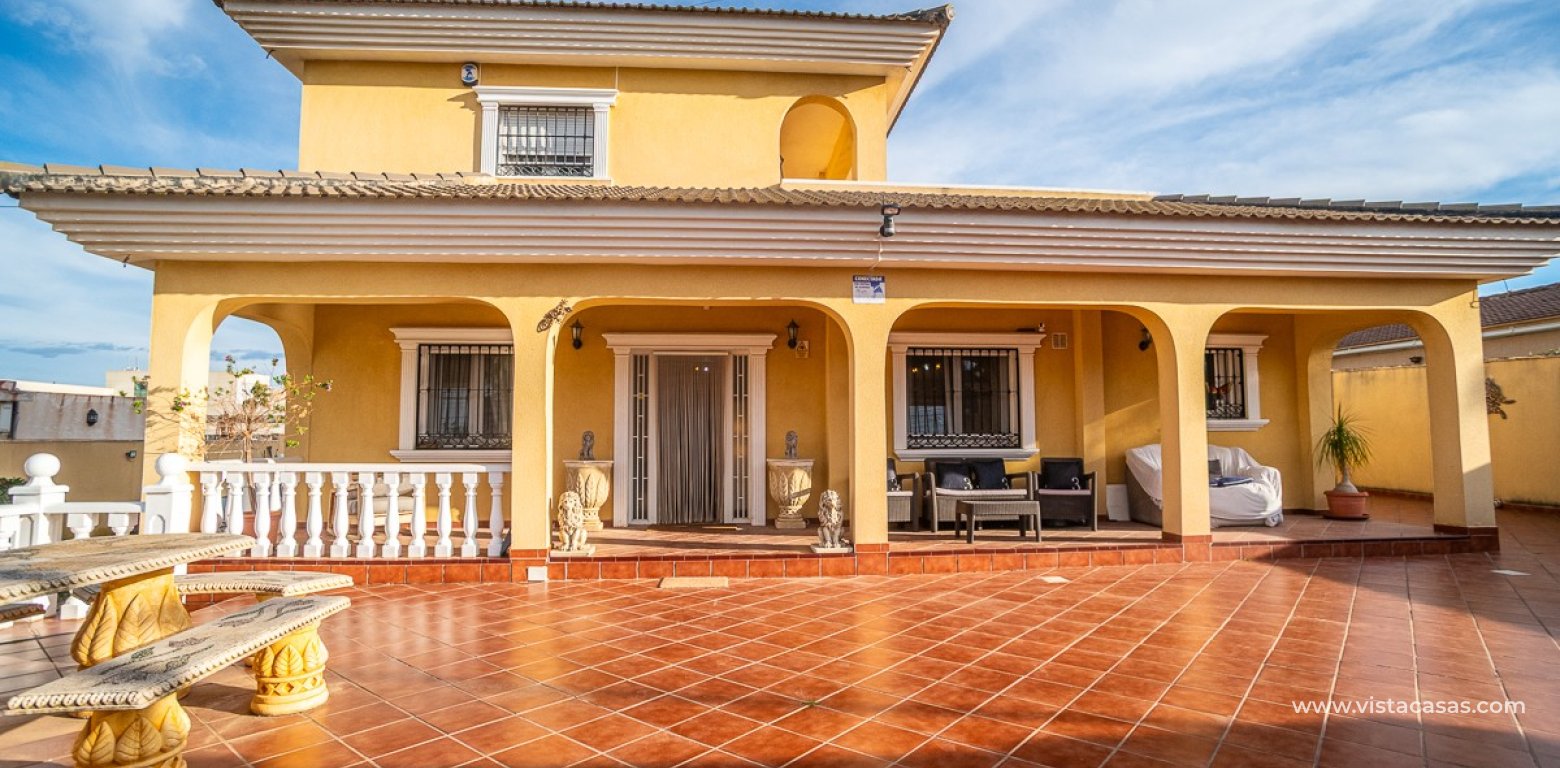 Sale - Villa - Los Altos
