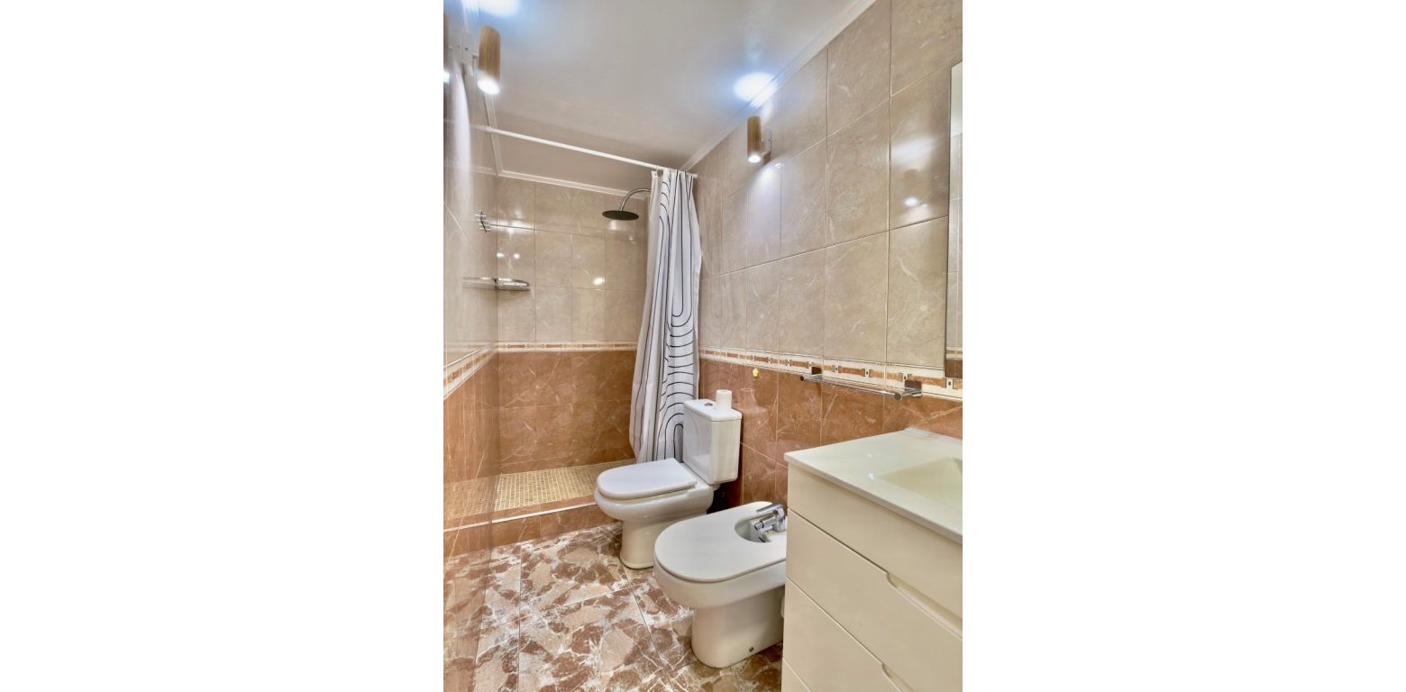 Resale - Apartment - Torrevieja