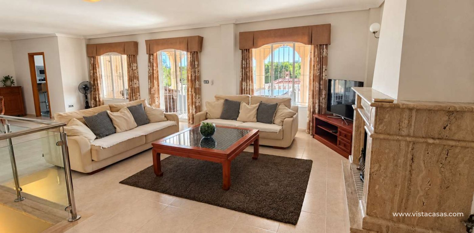 Resale - Villa - Algorfa