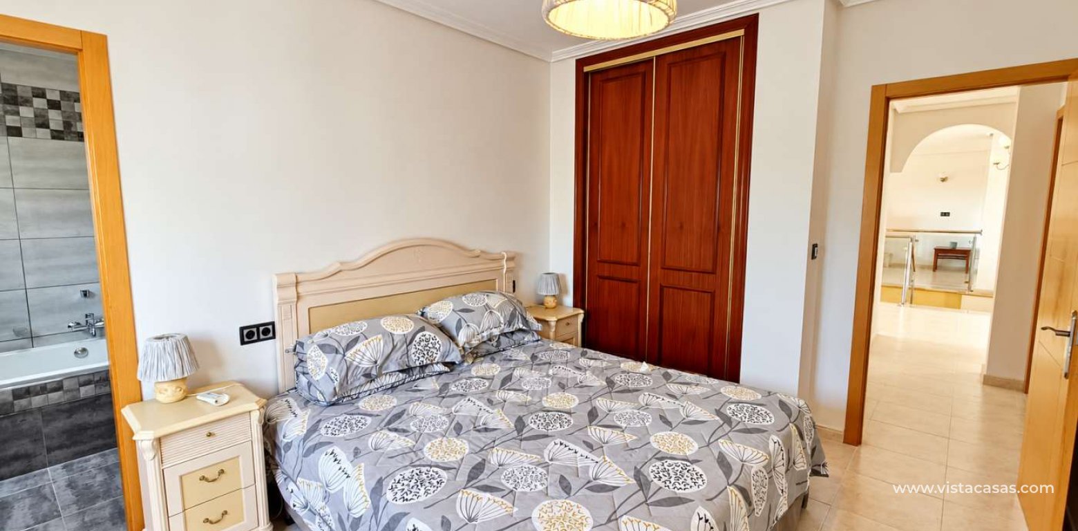 Resale - Villa - Algorfa