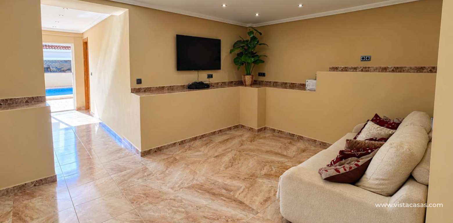 Resale - Villa - Algorfa