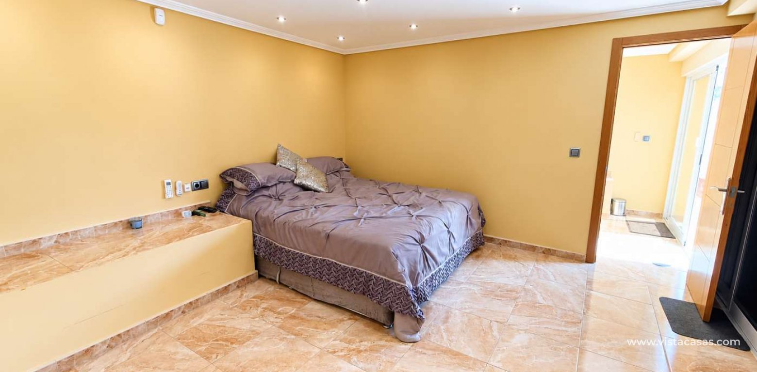 Resale - Villa - Algorfa