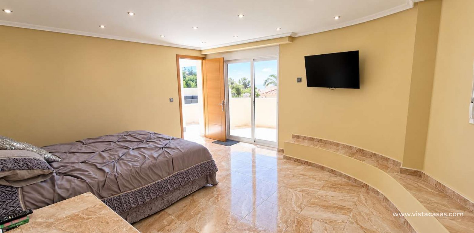 Resale - Villa - Algorfa