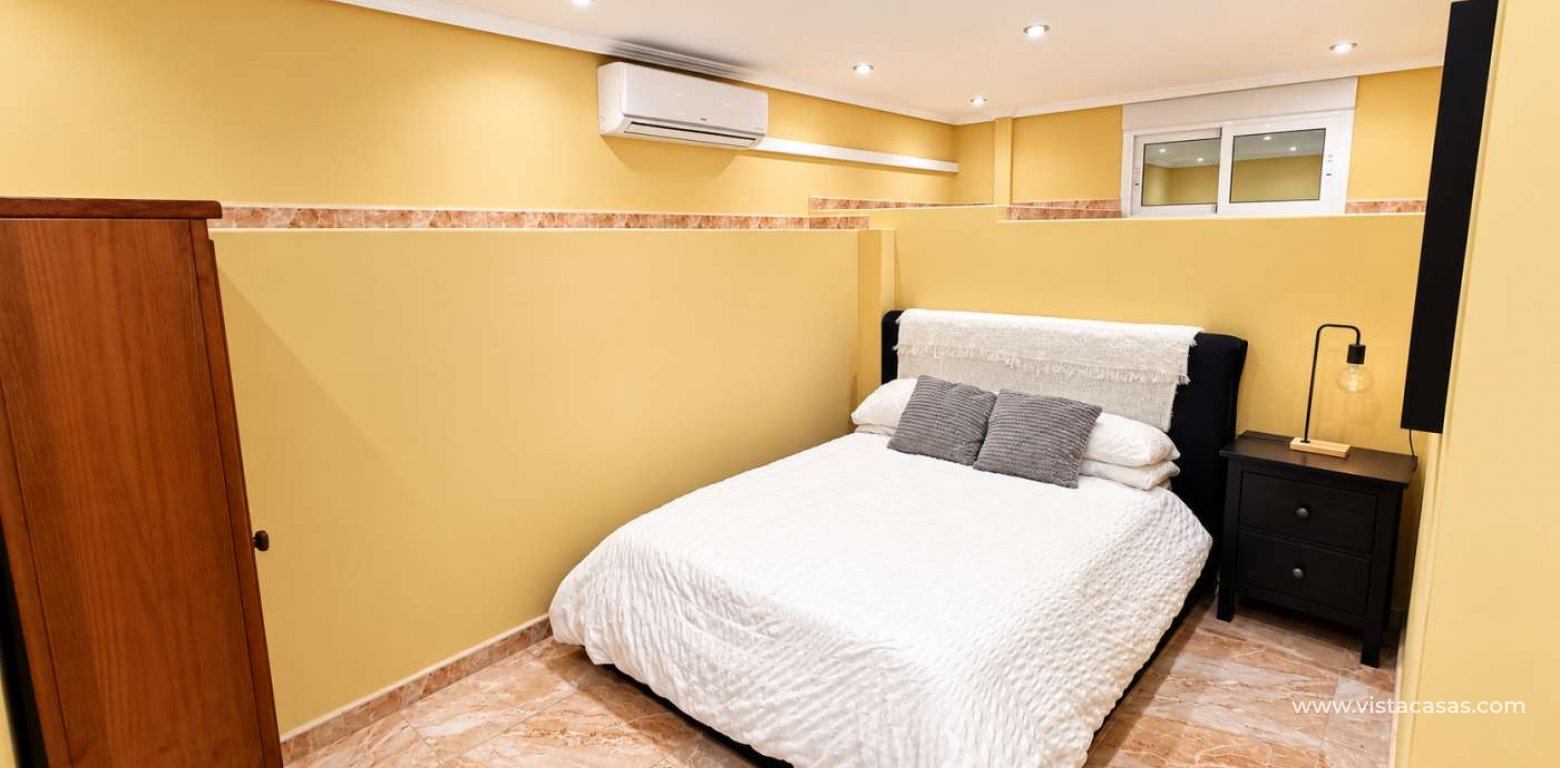 Resale - Villa - Algorfa