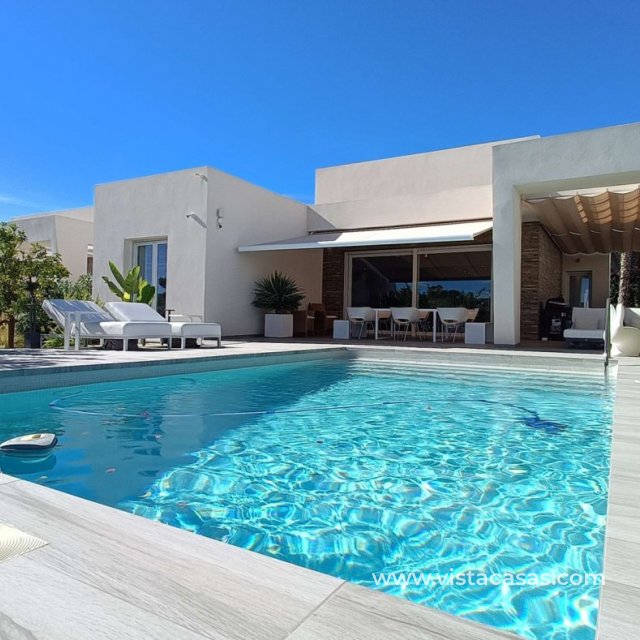 Villa - Resale - Algorfa - La Finca Golf Resort