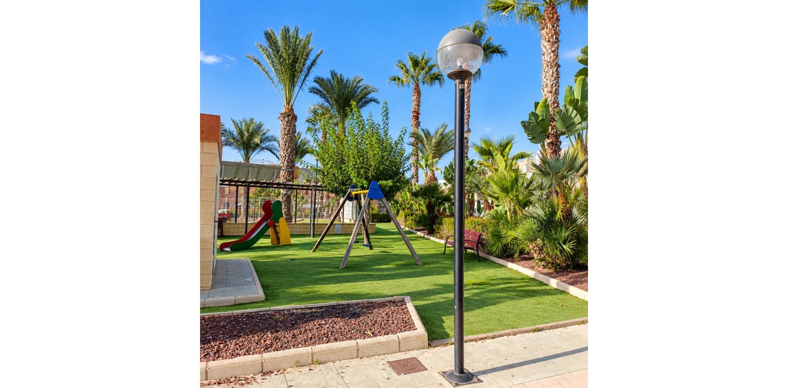 Vente - Maison Mitoyenne - Villamartin