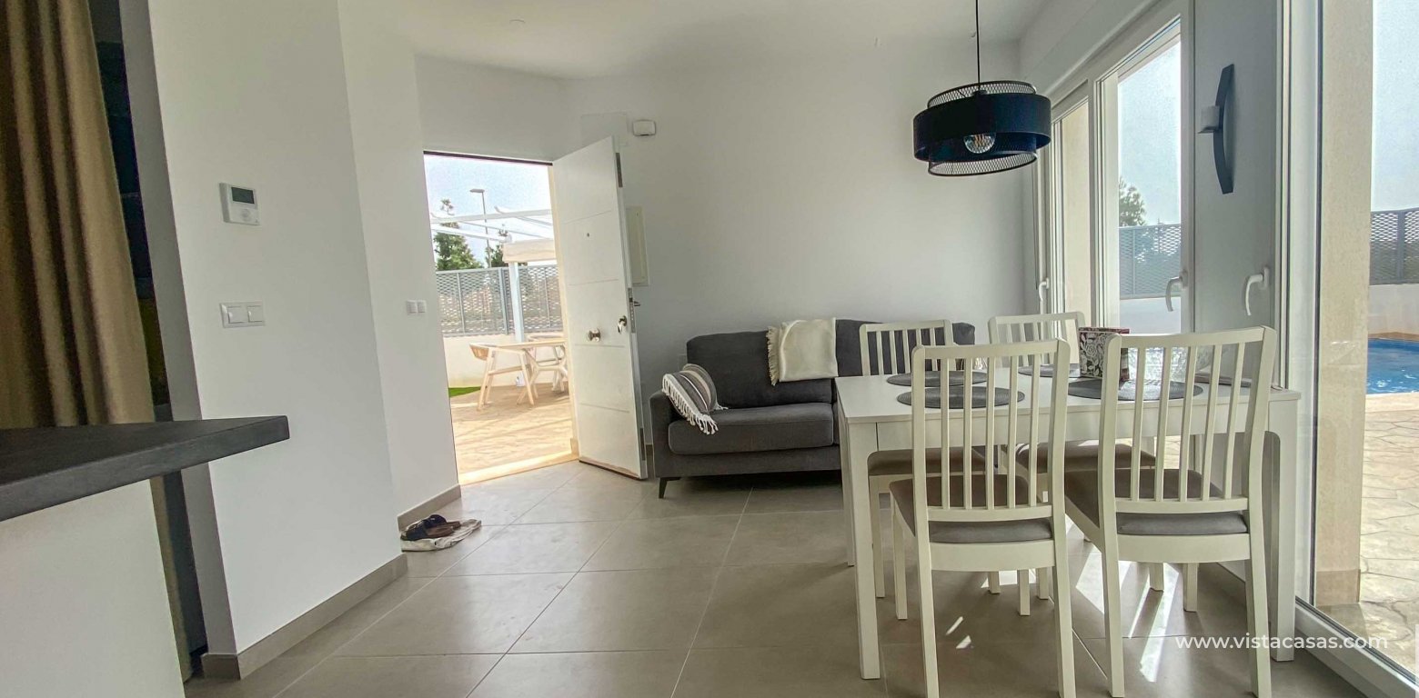 New Build - Townhouse - 