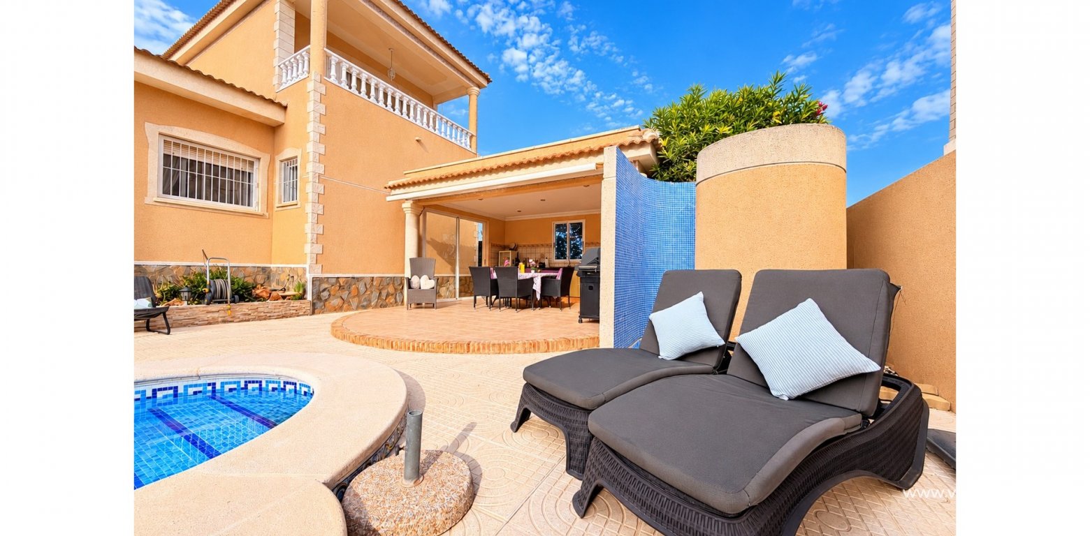 Resale - Villa - Rojales - Ciudad Quesada
