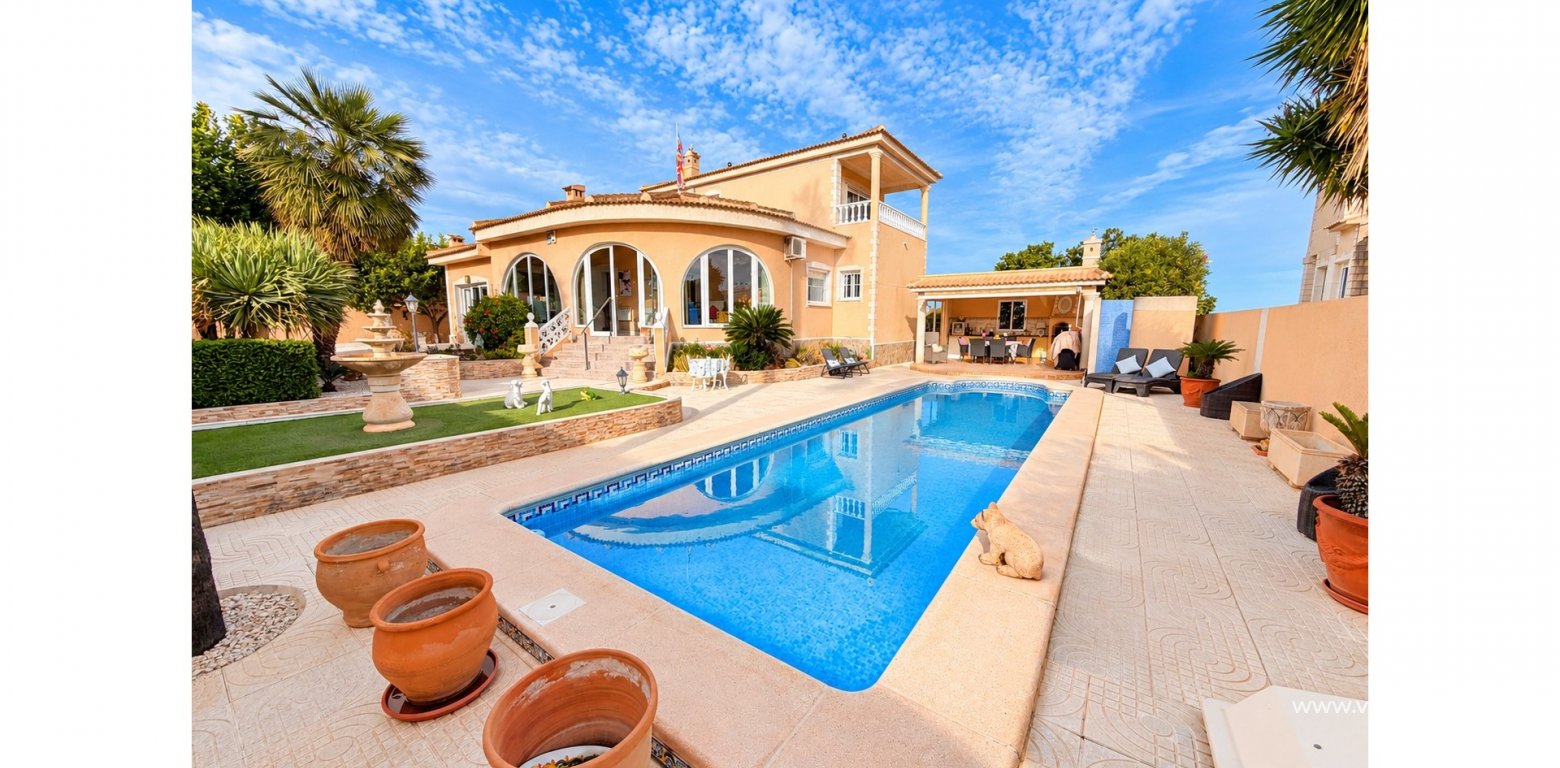 Resale - Villa - Rojales - Ciudad Quesada