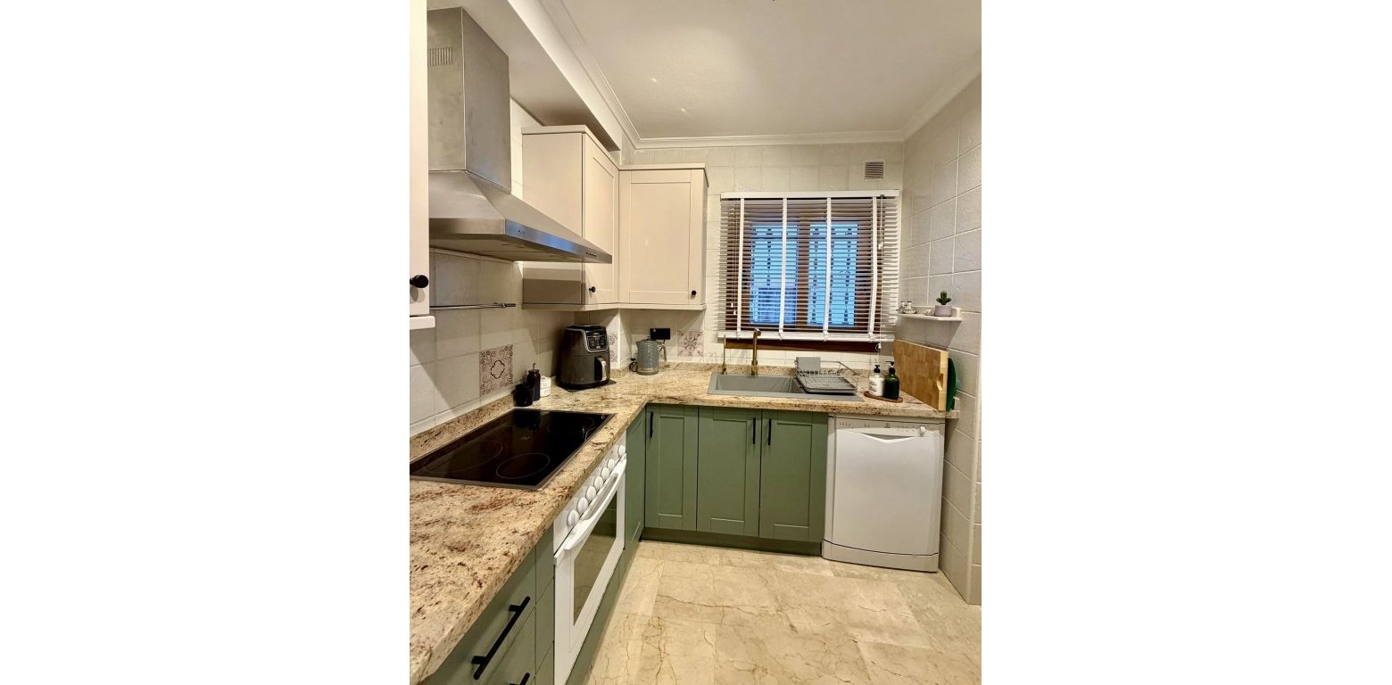 Resale - Apartment - Villamartin - PAU 8