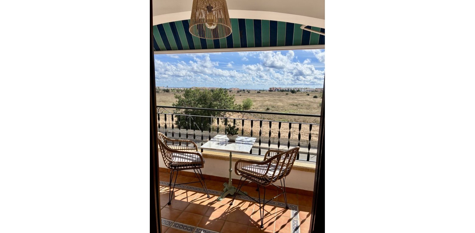 Resale - Apartment - Villamartin - PAU 8